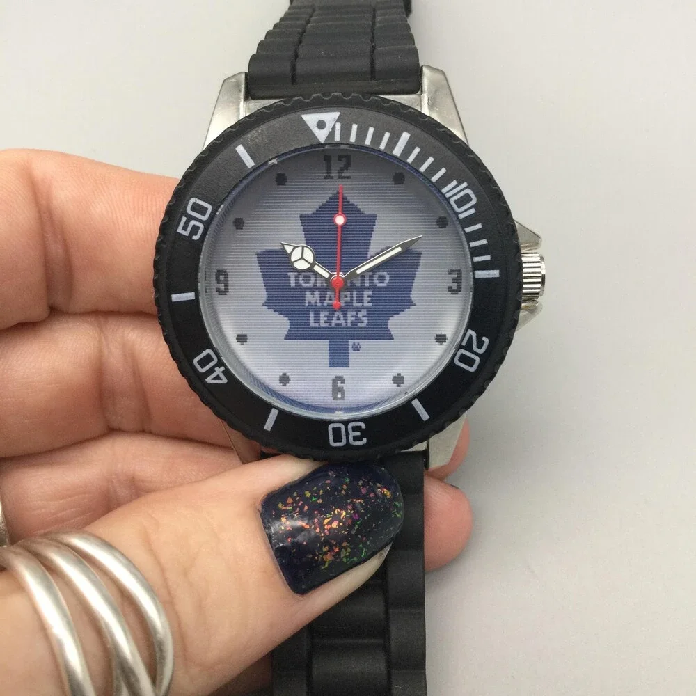NHL Toronto Maple Leafs Mens Watch 42mm White Dial Black Silicone New Battery